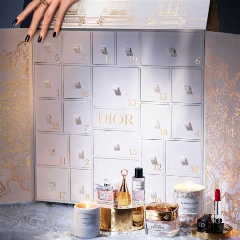 calendario dell'avvento dior prezzo|montaigne dior advent calendar.